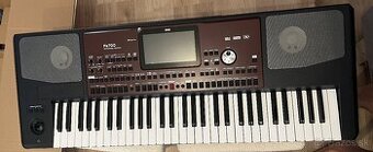 Korg PA700