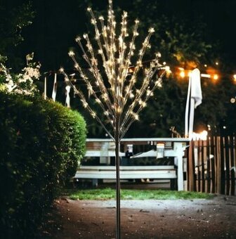 Vonkajsi svietiaci strom NOVY