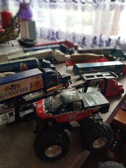 USA truck kamióny kov