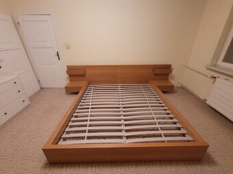 Predám manželskú posteľ - zachovalý stav