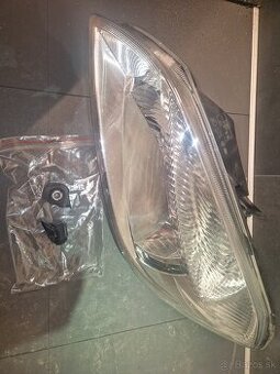 Škoda Fabia 2 - predné svetlo na ND alebo opravu