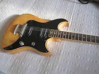 profi gitara Gibson v zachovalom funkčnom stave 50-te roky