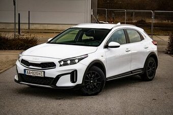 Kia Xceed 1,5 T-GDi 7DCT 118kW (1.majiteľ, ťažné, v záruke)