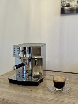 Pákový kávovar DeLonghi