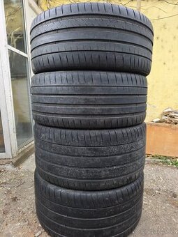 Ponúkame 4 letné pneumatiky Michelin 275/35 R22 a 315/30 R22