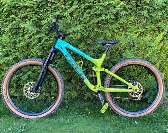 Predám karbonový Enduro bicykel Trek Slash 9.8