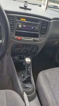 Predám KIA RIO