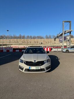 Škoda octavia 3rs 245