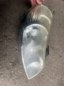 Suzuki SX4 svetlo