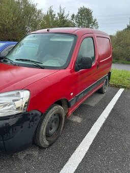 Citroën Berlingo 1.4i – dvojmiestny, nová STK/EK, ťažné zari