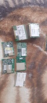 Predám ramky do notebooku + WiFi moduly.