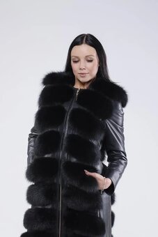 Dlhá kožušinová  bunda z líšky 2v1 veľkosť L