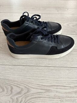 Tommy Hilfiger velkost 42