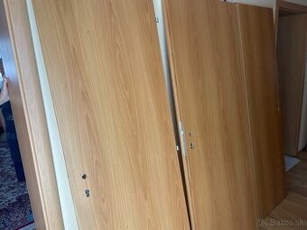 Predám zachovalé interiérové dvere