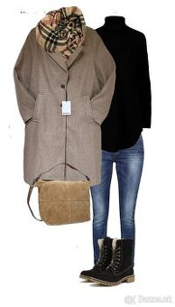 Novy damsky kabat Bershka