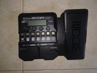 Gitarový multiefekt Zoom G1X Four