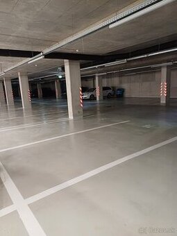 Prenájom vnútorné park.státie Ovocné Sady Ivánska cesta 32