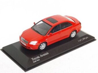 Toyota Avensis 1:43 Minichamps