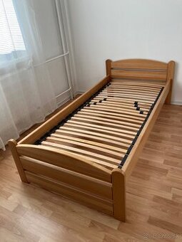 Posteľ z bukového masívu 90x200