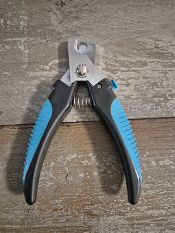 PREDAM: ROZNE NEPOTREBNE VECI (pre psov)