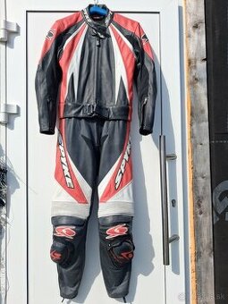 Dvojdielna kombineza