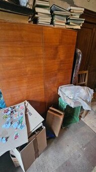 Darujem skrine za odvoz