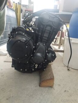 Predám motor Triumph tiger 1200