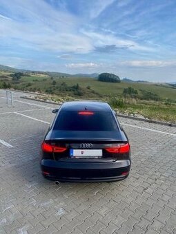 Audi a3 limuzína