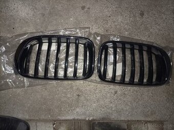 MRIEZKA PREDNEHO NARAZNIKA BMW X3 X4 F25 F26