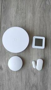 Xiaomi Mi Smart Home Hub - 1
