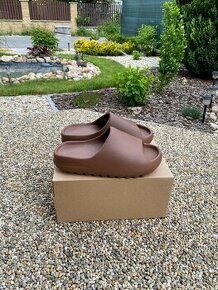 Yeezy Slide Flax 43