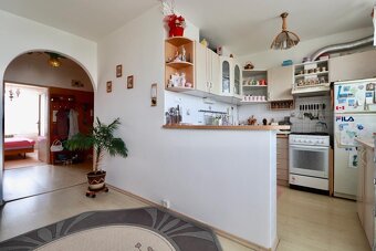 Na predaj 3 izbový byt s garážou, Trenčín