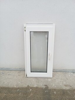 Plastové okno 60x110