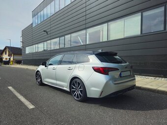 Toyota Corolla Combi 2.0 Hybrid GR Sport + Dynamic