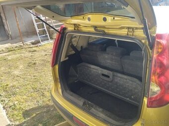 Nissan note