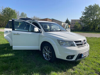 Fiat Freemont AWD 4x4 7miestne Automat AT 125KW Diesel
