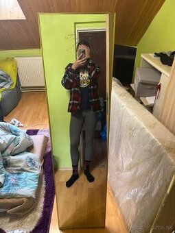 Stojace zrkadlo