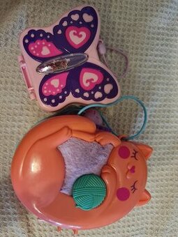 Polly pocket