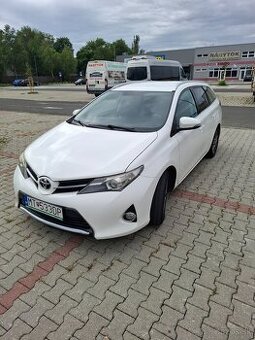 Toyota auris 1.4 Diesel 2014