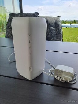 PREDANÉ Wifi router Zyxel NR5103V3