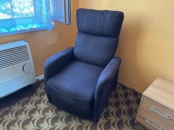 Relaxačné kreslo, polohovateľné kreslo
