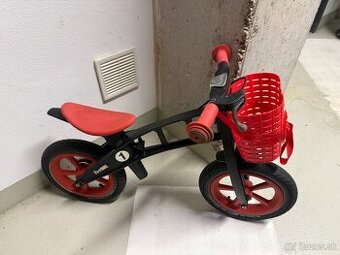 Predám červený FIRST BIKE
