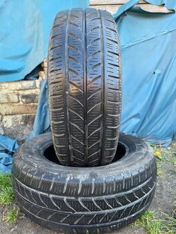 Ponúkam 2 zimné pneumatiky Yokohama Winter 215/65 R16C