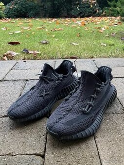 Adidas Yeezy Boost 350 V2 Black