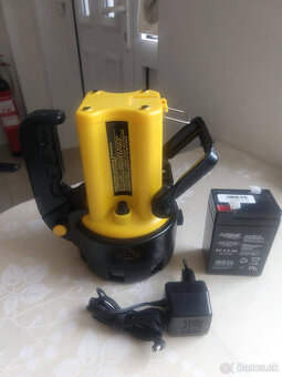 Predám akumulátorový reflektor - 1