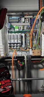 Nemecko - 2 x elektrikár