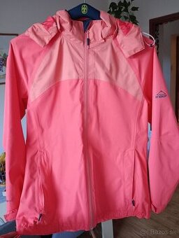 Športová nepremokavá vetrovka