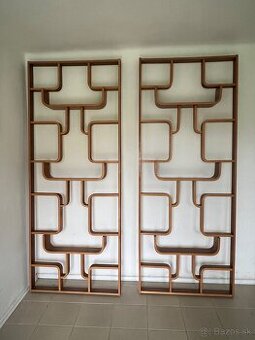 Predelovacia stena / kvetinová stena Ludvik Volak