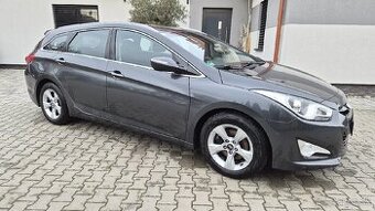 HYUNDAI I40 CW - PREDAJ AJ NA SPLÁTKY OD 0% AKONTÁCIE