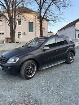 Mercedes Benz ML 320